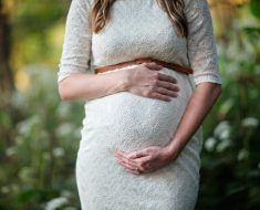 Poznaj 9 najczęstszych objawów ciąży i dowiedz się kiedy się ich spodziewać